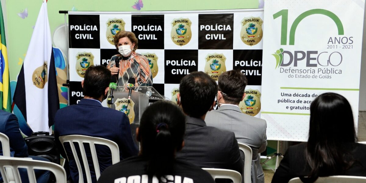Lúcia Vânia representa Governo de Goiás no lançamento do projeto Recomeço
