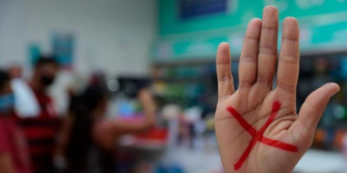 Governo de Goiás amplia o “sinal vermelho” para combate à violência doméstica e familiar