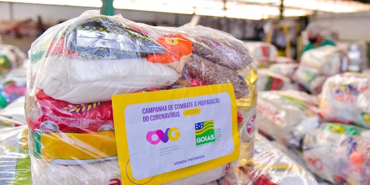 Governo de Goiás entrega 1 milhão de cestas básicas com recursos próprios