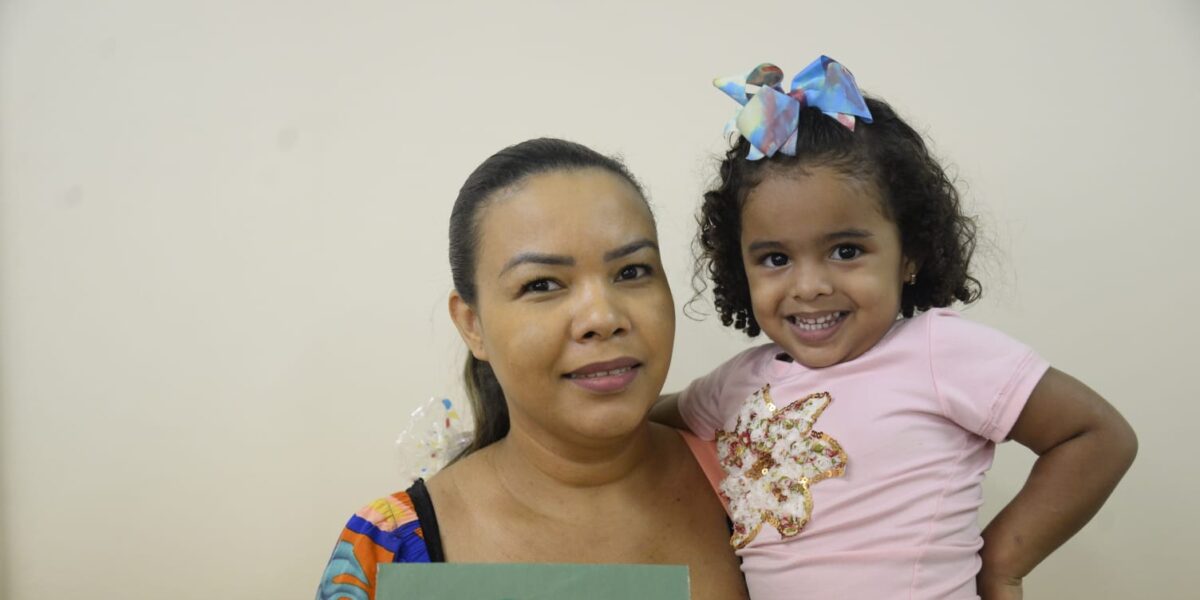 Mães de Goiás: beneficiárias devem trocar senha do cartão