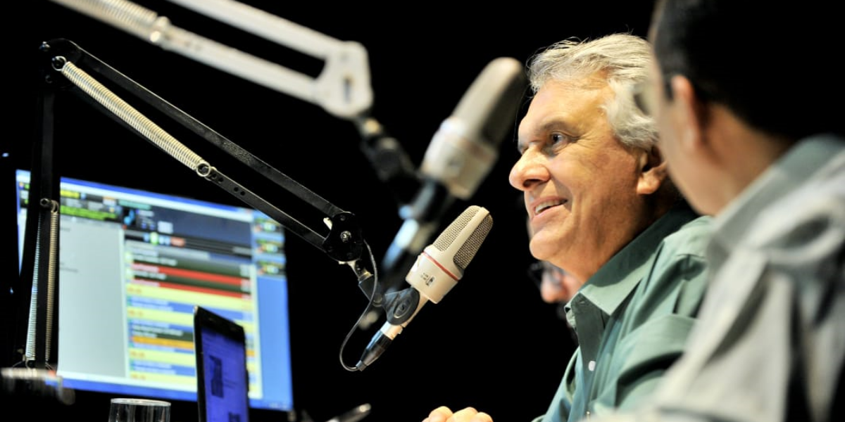 Governador Ronaldo Caiado participa de entrevista nas rádios Brasil Central AM e RBC FM nesta sexta-feira, 20