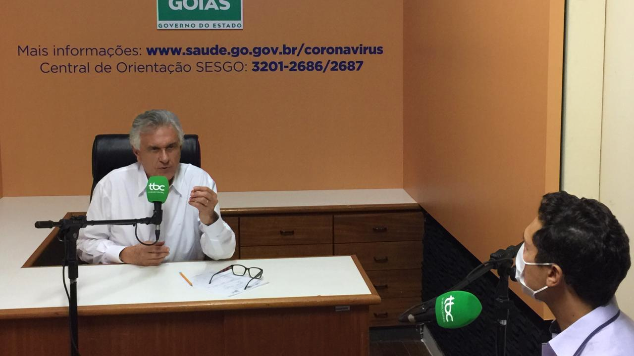 Governador Ronaldo Caiado e apresentador Daniel de Paula, em live realizada pela ABC