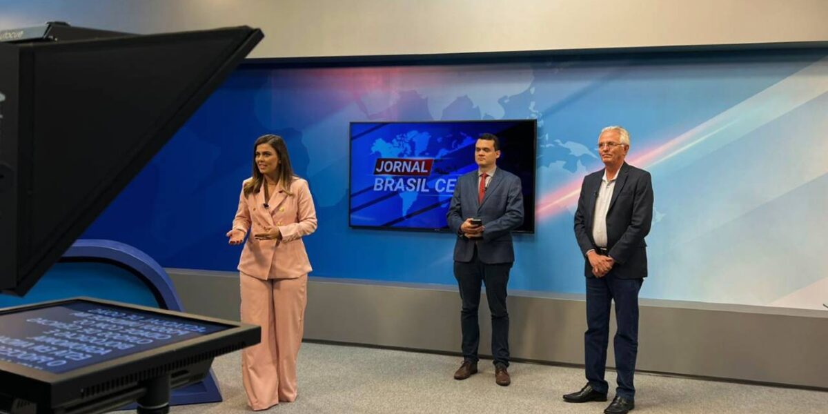 Prefeitos visitam estúdios do Jornal Brasil Central