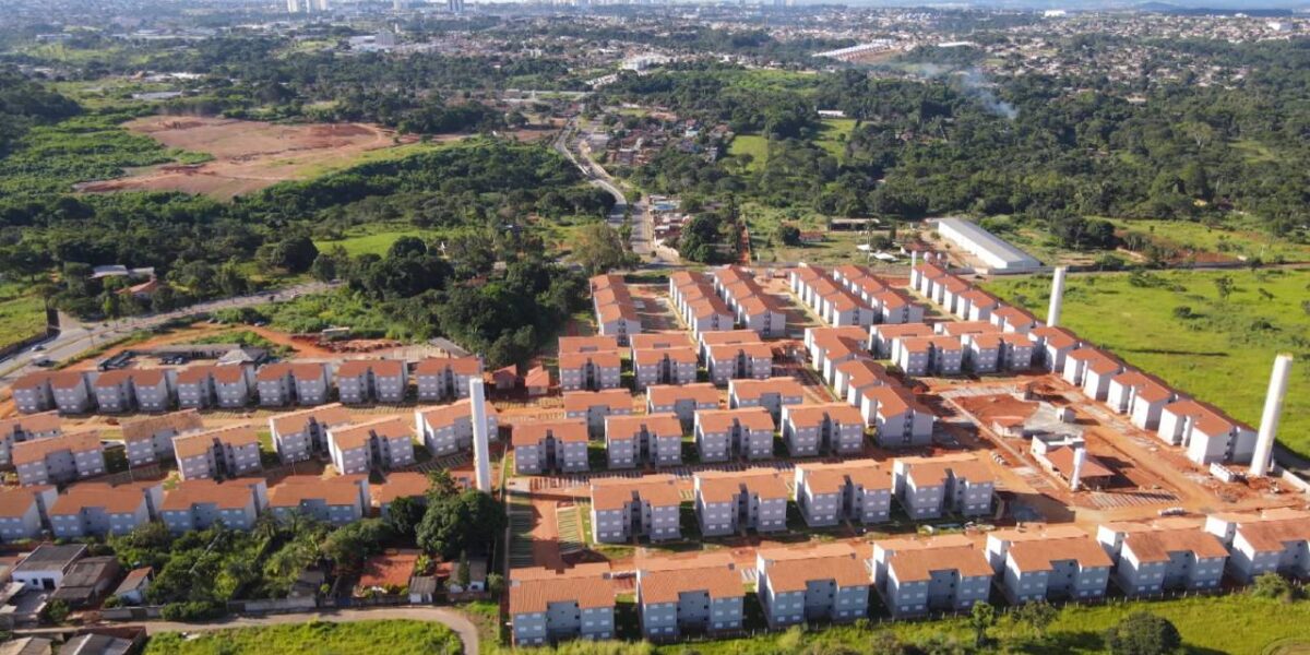 Governo entrega obra habitacional que estava parada há anos