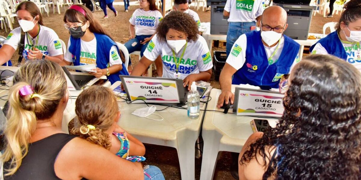 Mutirão do Governo de Goiás presta 112 mil atendimentos em Valparaíso de Goiás