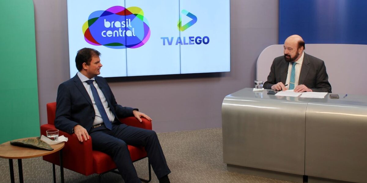 Boa Noite Goiás inicia transmissões pela TV Alego