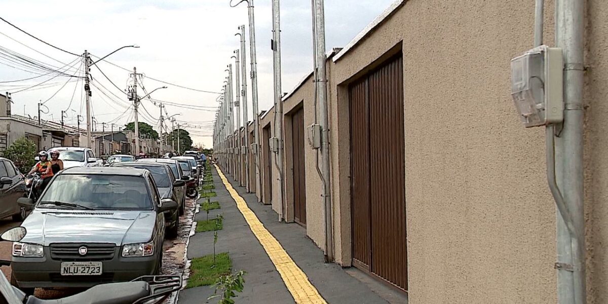 Governo de Goiás entrega 56 casas em Nova Veneza